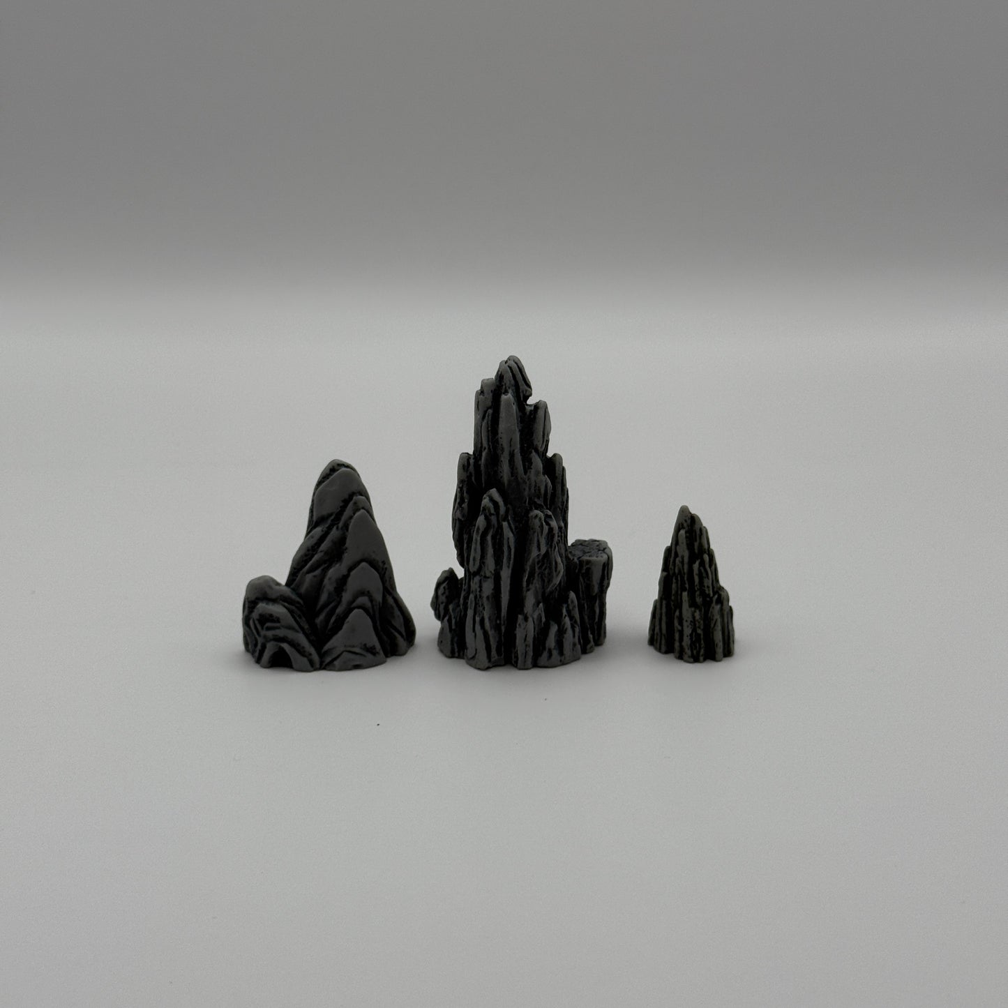 Miniatur-Felsenset (4-teilig) – Dekorative Felsformation aus Resin für Aquarien & Landschaftsgestaltung