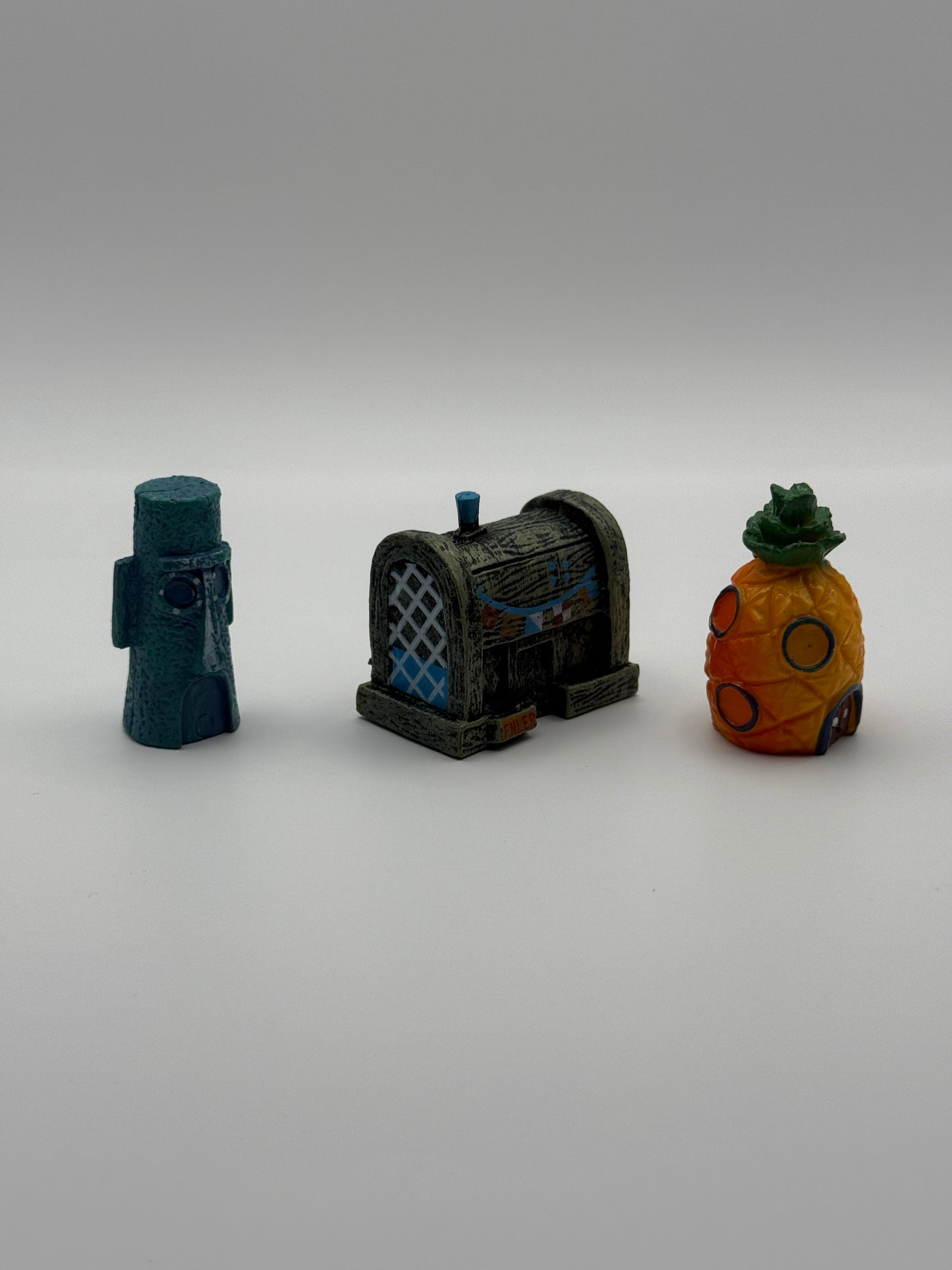 Mini Cartoon-Häuser 3er-Set – Aquarium Dekoration im lustigen Stil